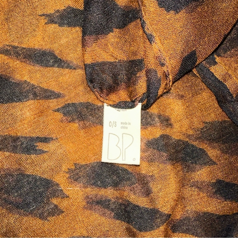 Two pattern infinity scarves - Picture 6 of 8